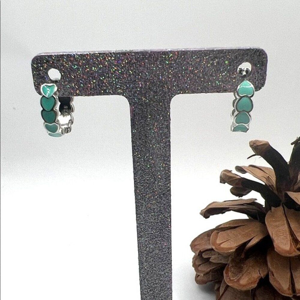 Silver and Green Heart Hoop Earrings - New - S925